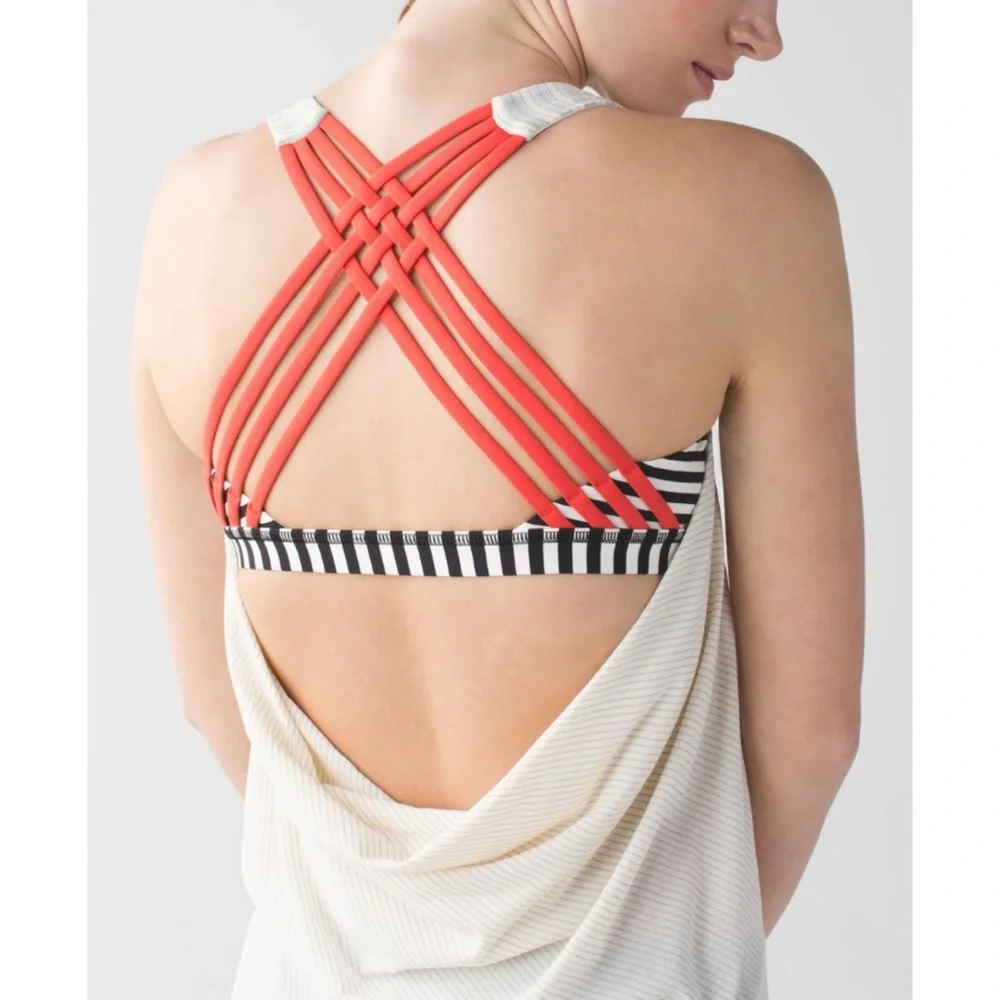 Lululemon Wild Tank Angel Wing/Narrow bold stripe black angel wing/alarming 6